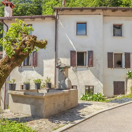 Casa Lukezovi Hébergement de vacances *